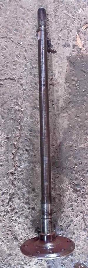 Toyota Quantum 2tr side shaft selling 