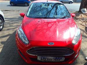 2015 FORD FIESTA 1.0 ECOBOOST MANUAL PETROL  RED COLOR  80.000KM SPARE KEY SERVICE BOOK