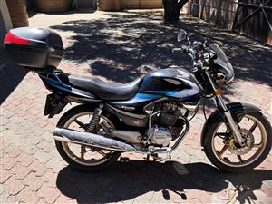 Honda 125 e-storm motorcycle