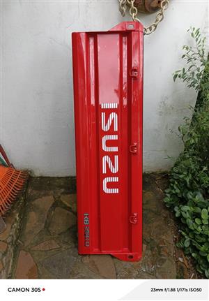 Isuzu 1995 Tailgate Original, KB250, Tuff Coated