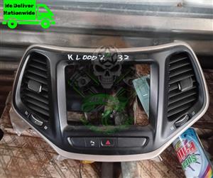 Jeep 2014-2018 Cherokee (KL) 8.4-inch Radio Trim Panel 