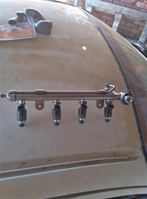 Opel corsa B Injection plus fuel rail