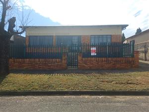 House For Sale in Mayfair West