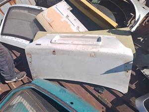 Nissan Sentra Bootlid