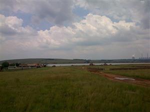 Waterfront vacant stand. Perfect for your dream home or resort.