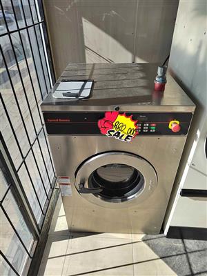 SPEED QUEEN INDUSTRIAL 3 PHASE WASHER AND DRYER SELLING EITHER AS A SET OR SEPARATELY