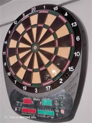 BRAND NEW CRIVIT DART BOARD -SET