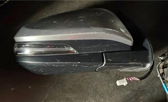 Toyota Hilux side mirror