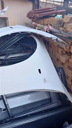 Bmw e60 right fender