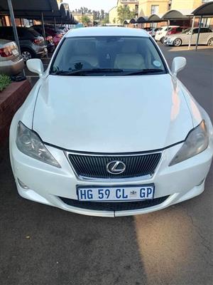 Lexus 250