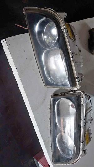 Volvo S left&right Headlight for sale