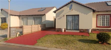 House For Sale in Amandasig