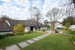 House For Sale in Bryanston East