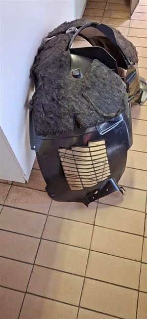 2019 RANGE ROVER VELAR FENDER LINER AVAILABLE FOR SALE 