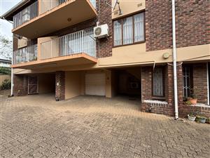 Spacious 4 Bedroom 2.5 Bathroom Simplex For Sale