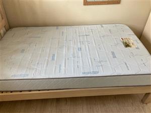 3/4 Bed Foam mattress, wooden base and detachable headboard