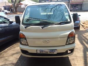 2014 Hyundai H100 Diesel, White Color Manual Canopy  78000km 