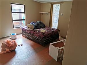 Apartments  single & double with ensuit availaible