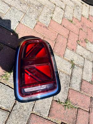 Mini Cooper F60 LCI taillight