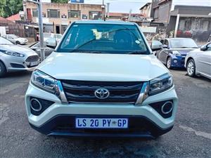 2023 TOYOTA URBAN CRUISER 1.5 XS WHITE COLOR 