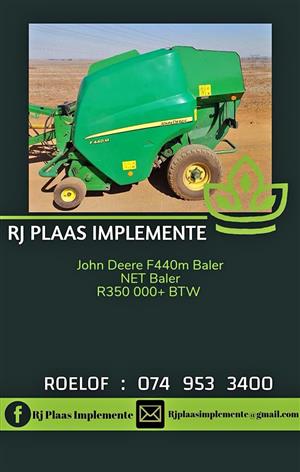 John deere F440M baler
