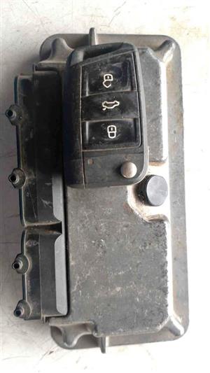 VW polo 1.4 CLP computer box and key 