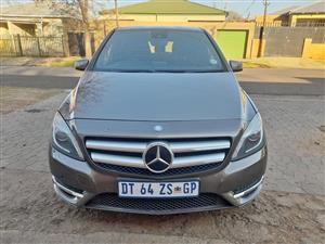 MERCEDES-BENZ B-CLASS B200 BLUE EFFICIENCY 97000KM AVAILABLE