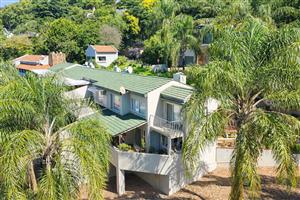 Apartment For Sale in Kosmos