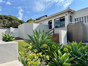 House For Sale in Stilbaai Wes