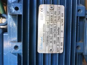 3 phase powerpack with hydraulic cilinder
