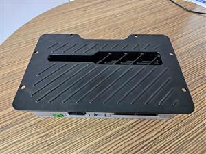 RANGE ROVER OEM AMPLIFIER