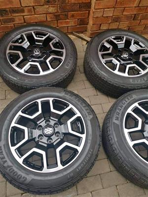 20inch VW Amarok original mags (LATEST model)with 255 55 20 tyres set