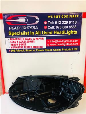 VW Golf 7.5 R-line and GTI left side headlight replacement housing (2018)