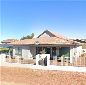 RENTAL - 4BED HOME TO RENT IN JEFFREYS BAY