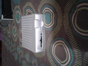 Dstv decoder. Model DSD 1131. Works perfect apart from broken power button on decoder. 