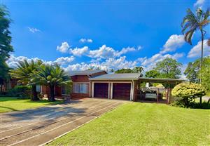 Exquisite family home & Flatlet for sale ,in Louis Trichardt.