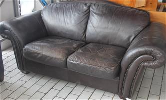2 Stroke dark brown leather couch S050099A #Rosettenvillepawnshop