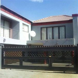Steel Gates Welders and Installers Pretoria 