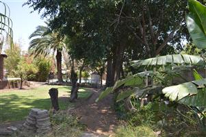 House For Sale in Rooihuiskraal