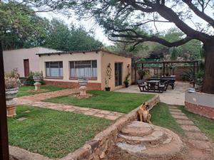 Small Holding For Sale in Mooinooi