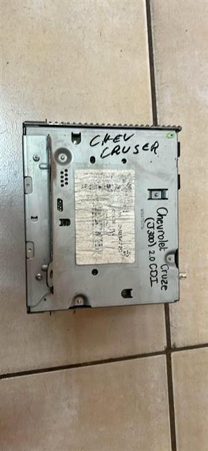 Chevrolet Cruze J300 2.0CDI Radio For Sale