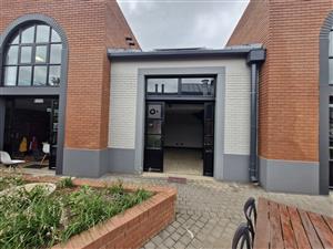 Beautiful newly built retail space available in Rooihuiskraal North
