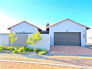 Modern 3-Bedroom Home, and Move-In Ready in Exclusive Langebaan Country Estate
