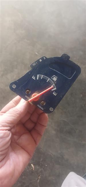 Hi Lux fuel gauge