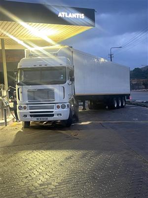 TRUCK FOR HIRE 32TONES, LOCAL AND CROSS BORDER