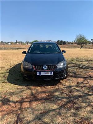2004 Volkswagen Golf 5 1.6 Manual for Sale.