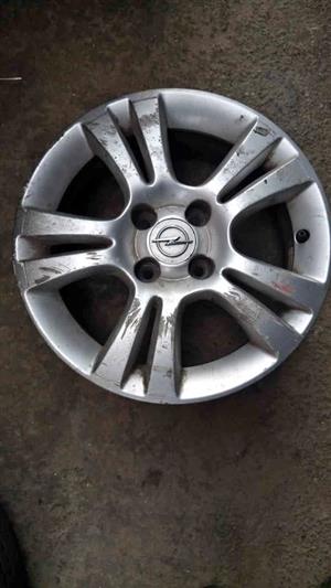 Opel Corsa D essentia magrims set of 4