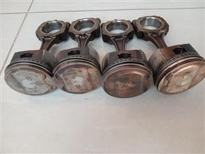 Toyota Corolla 20valve Black Top Pistons & Conrods