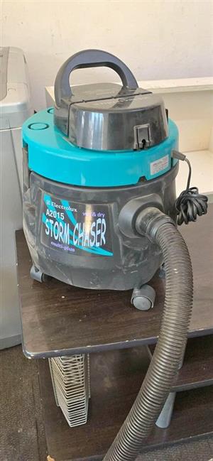 Electrolux vacuum cleaner R399 No bag inside