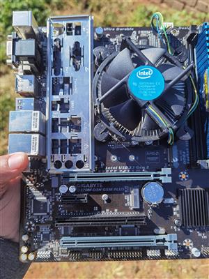 Gigabyte Q370M D3H GSM Plus Combo